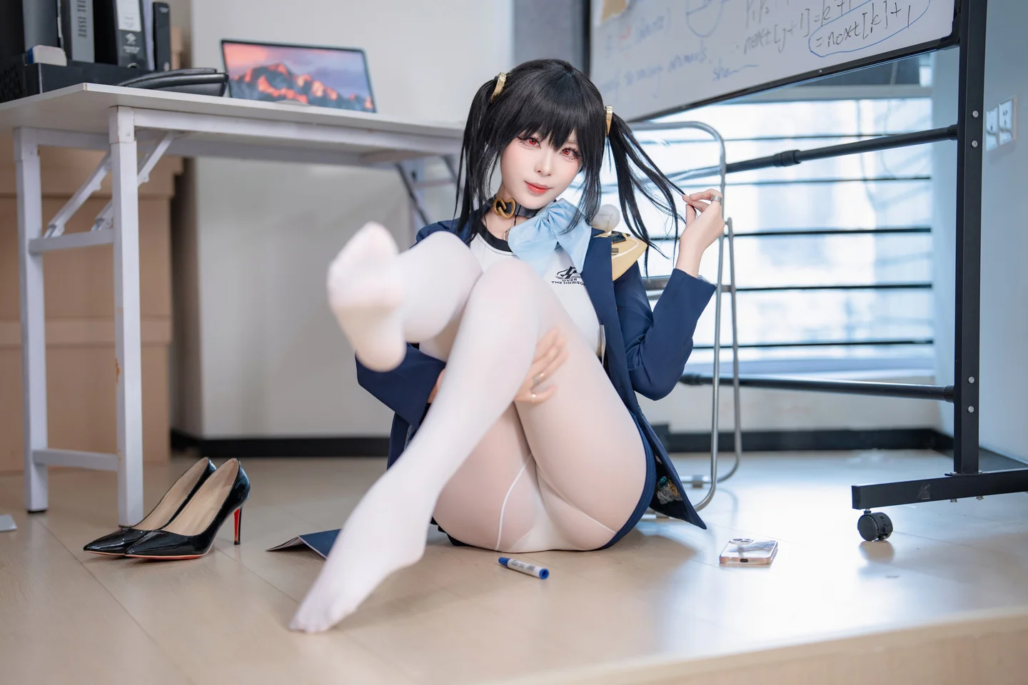 轩萧学姐 - No.083 索拉 [50P-158MB] tg@simisebaisi 【丝足阁】030.webp